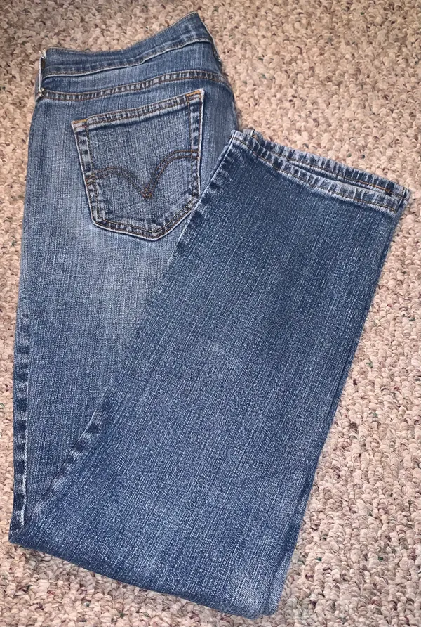 Levi's Jeans - Image 2
