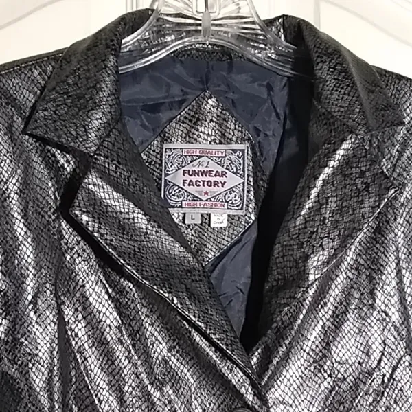 FINAL MARKDOWN No. 1 Funwear Factory Jacket (L) Size L - Image 2
