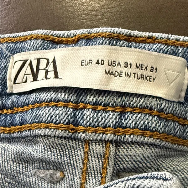 Zara Light Blue Distressed Ankle Jeans - Image 8