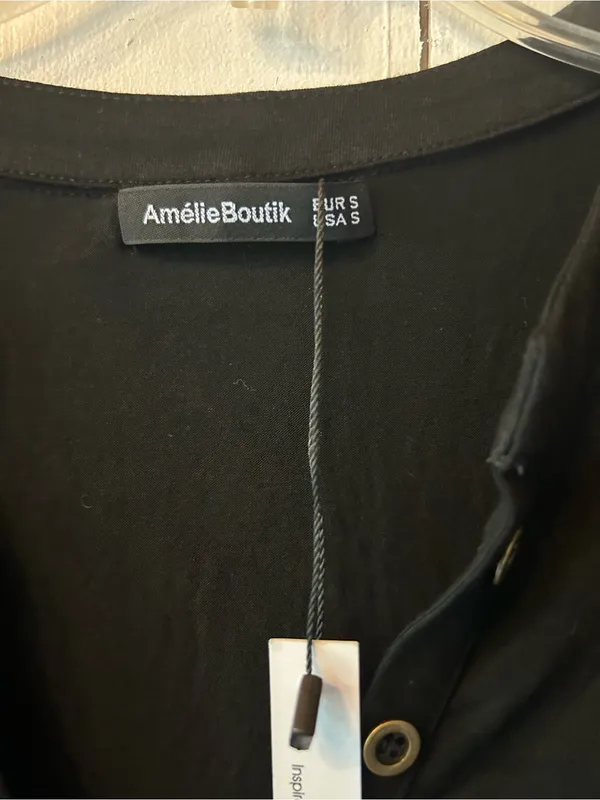 Black Long-Sleeve Henley with Chest Pockets small - Image 3
