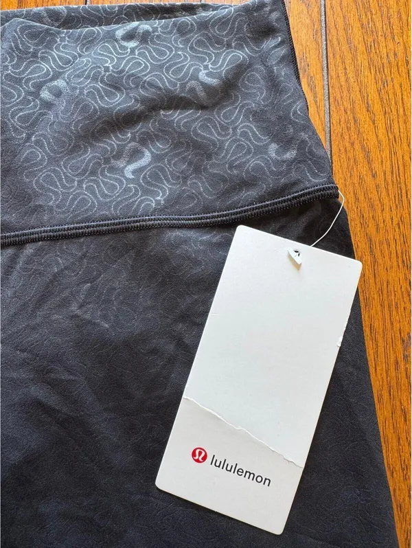 Lululemon Align High Rise 25” Yogo Emboss Black Size 8 NWT - Image 5