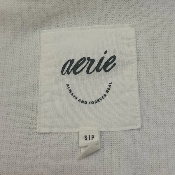 Aerie open collared white ribbed crop t-shirt women’s size small - Image 5