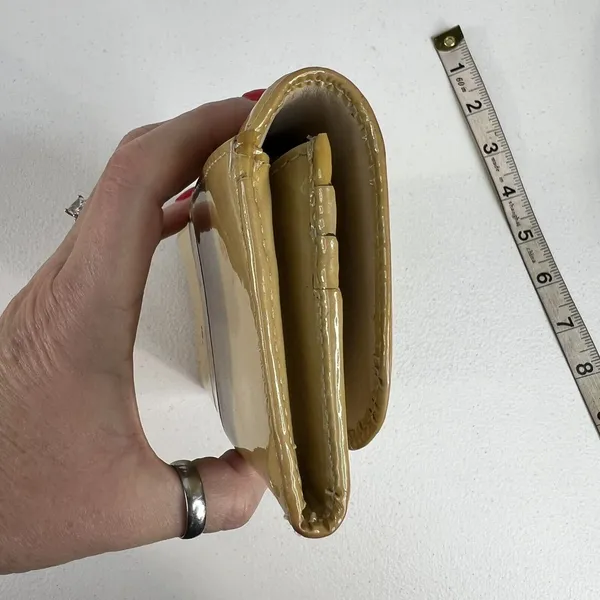 Coach Kristin Envelope Yellow Patent Leather‎ Flap Wallet Clutch ID Checkbook - Image 14