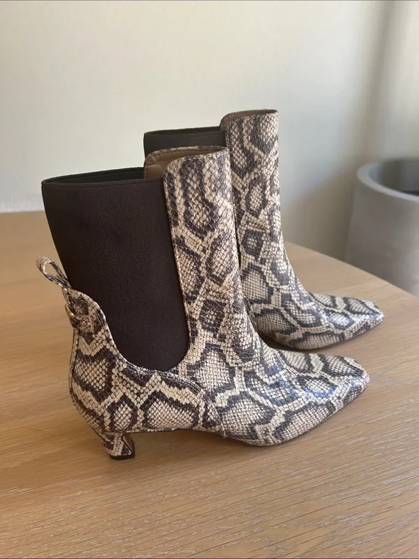 Sam Edelman Lani Chelsea Bootie Slip kitten heel snakeskin 7.5, NWT no box - Image 3