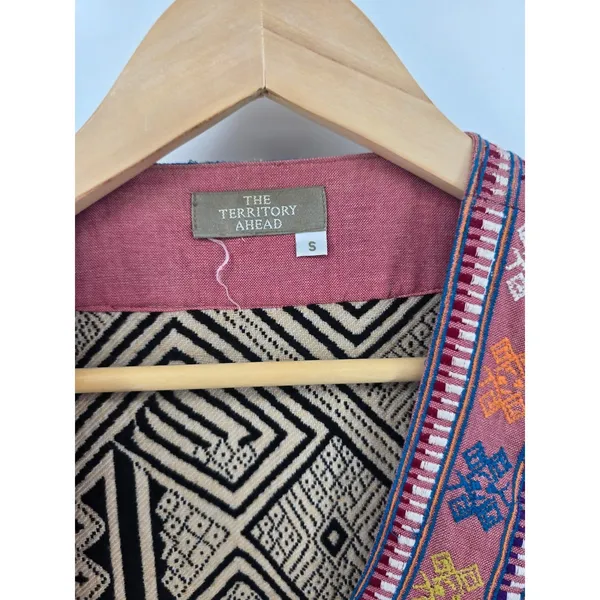 The‎ Territory Ahead Vest Womens S Geometric Tribal Boho Black Pink EUC - Image 3