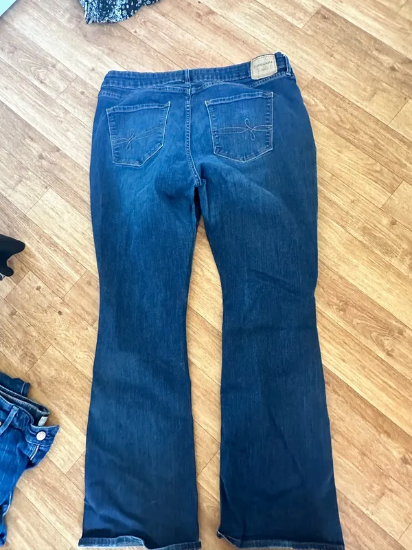 Levi’s Jeans - Image 2