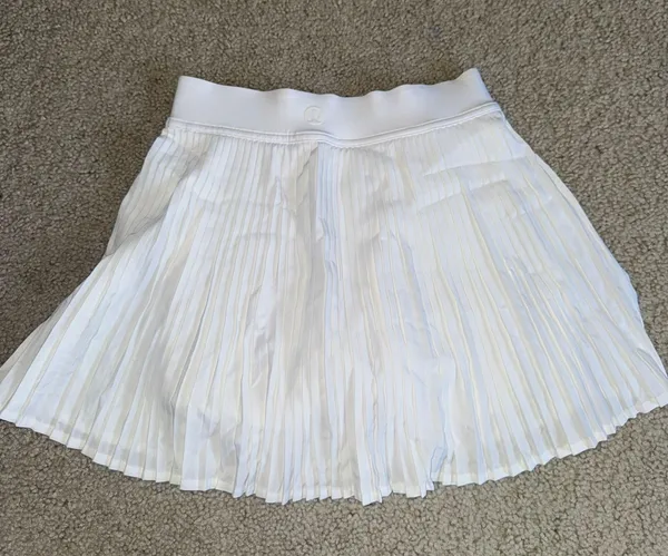 Lululemon Pleated Tennis Skirt - Image 3