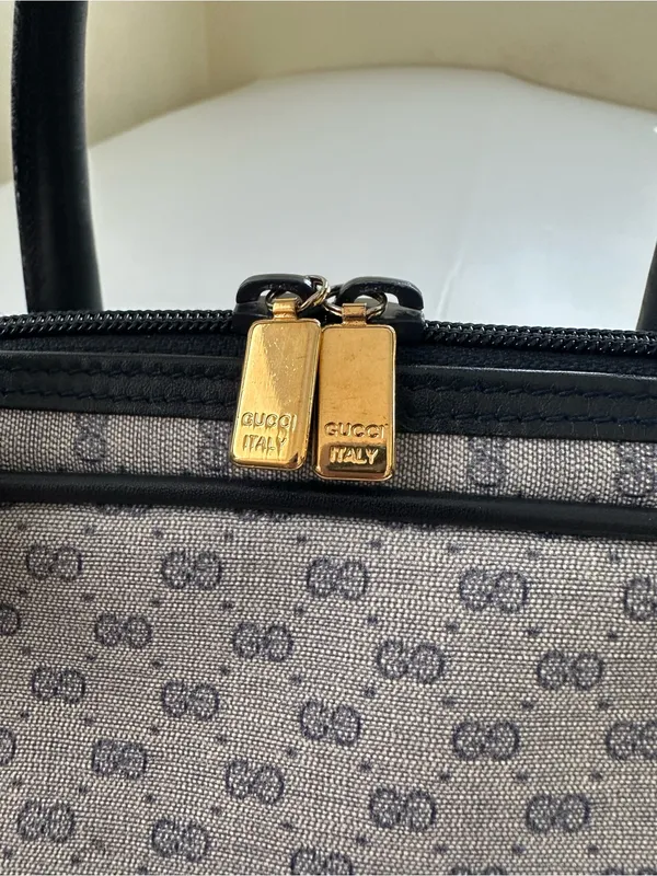 Authenticated Vintage Gucci Micro GG Logo Bowling Bag Navy Top Handle - Image 5