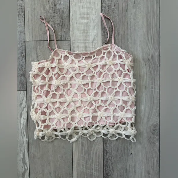 Anthropologie NWT HEYSON Lyla Floral Crochet Lace Barbiecore Tank Top cream/pink size small - Image 5