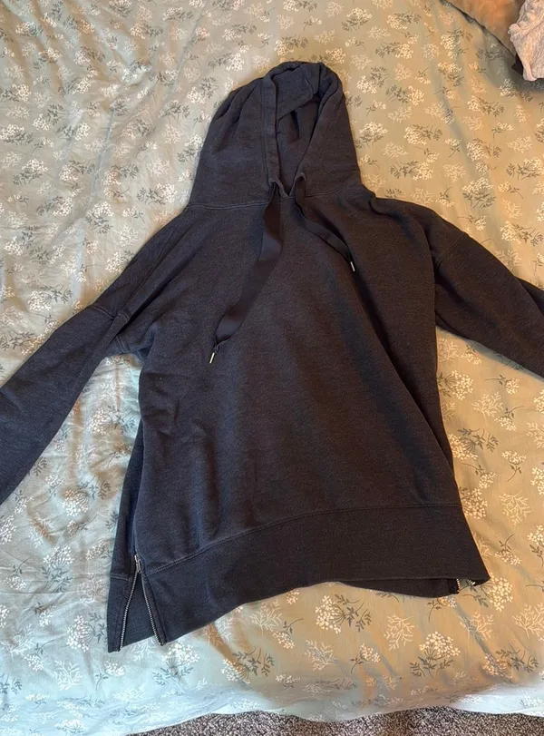 Aerie Oversized Sweatshirt - Image 2