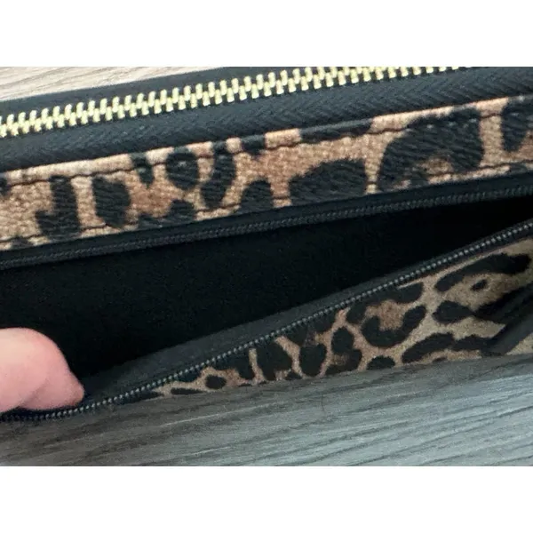 Nine West Cheeetah Black Gold Zip Wallet - Image 7