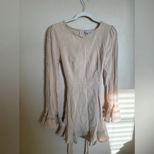 Hello Molly Follow My Lead Linen Mini Dress Sz Small‎ Beige Flare Sleeve NEW - Image 9
