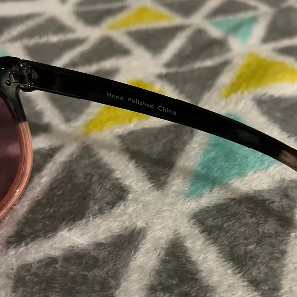 Glasses - Image 3
