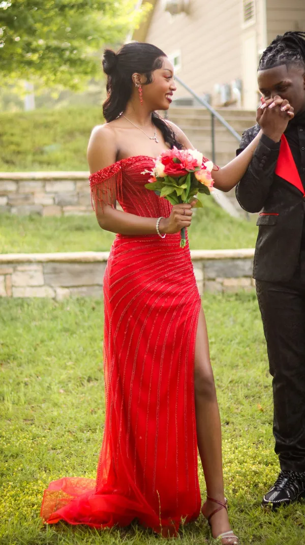 La Divine Red Sparkly Prom Dress - Image 4
