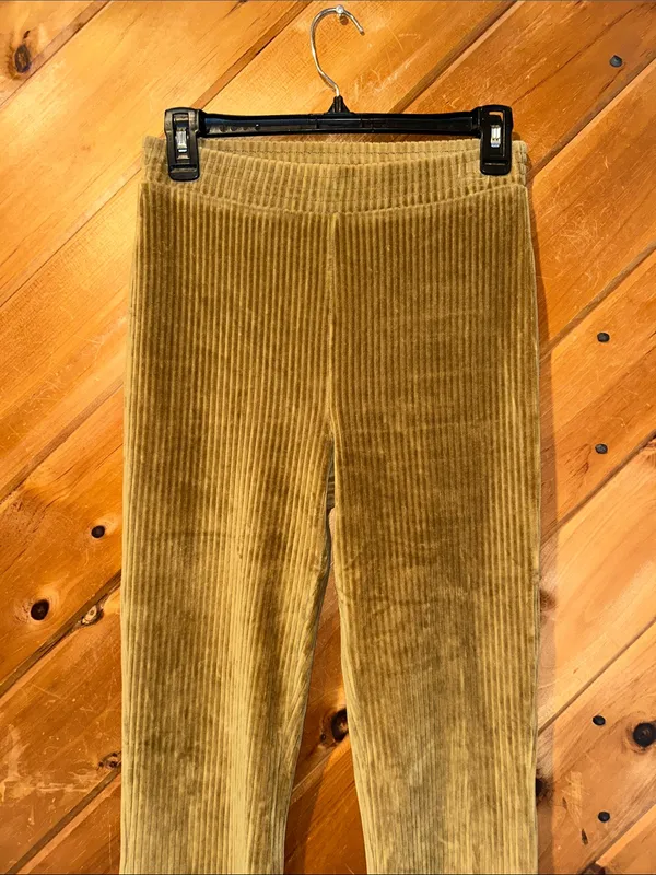 Aerie Groove-On Rib Velour Flare Pant in golden brown - Image 5