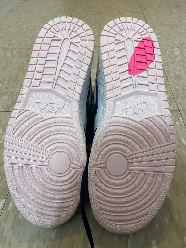 Nike Wmns Air Jordan 1 Retro High OG SE 'Bubble Gum' - Size 11 brand new will come in a replacement box - Image 15
