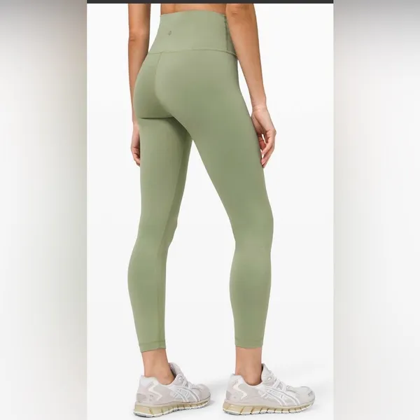 Lululemon Wunder‎ Train High-Rise Tight 25" Willow Green size 10 - Image 2