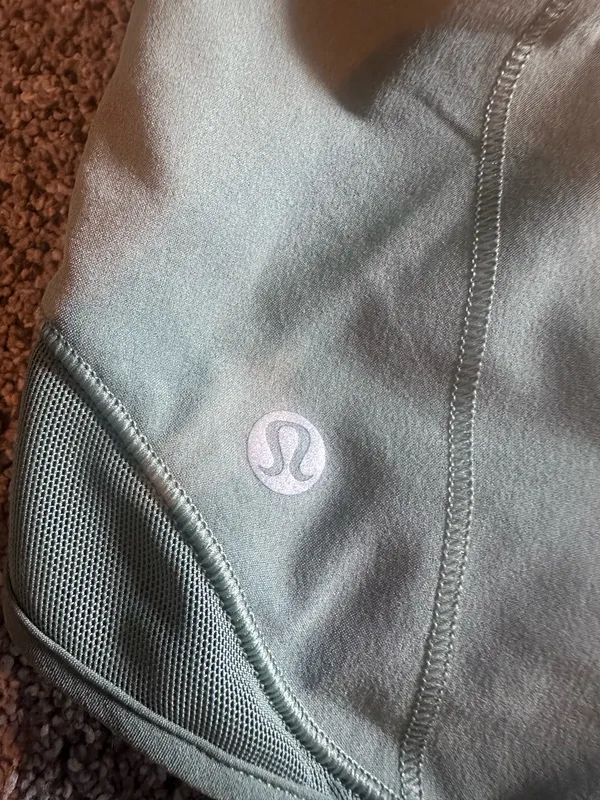 Lululemon Hotty Hot Low-Rise Lined Short 4”  - Image 8