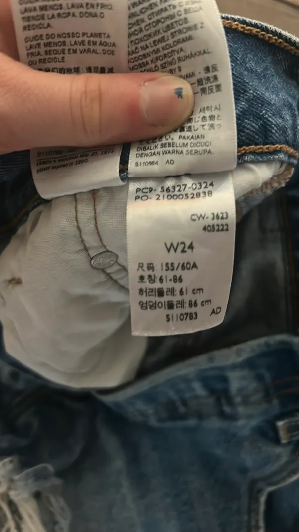 Blue Levi’s Shorts Denim - Image 3