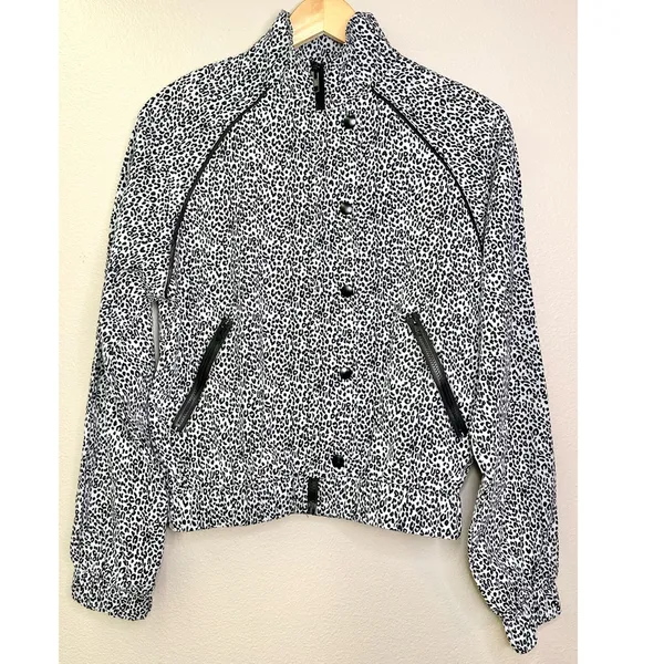 NWT Allfenix x Anthropologie Black and White Leopard Print Cropped Bomber Jacket - Image 8