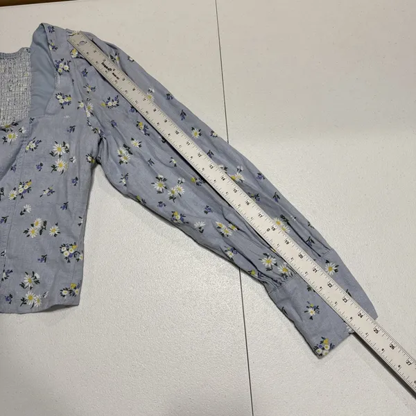 Rachel Zoe Linen Blend Crop Top Sz M Blouse Long Sleeve Square Neck Blue Floral - Image 13