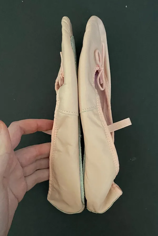 Leos Ballet Slipper Shoes Adult Dance Shoes - Image 4