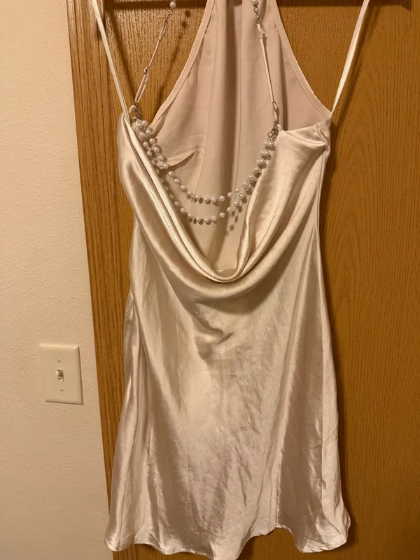 Selfie Leslie Champagne dress - Image 5