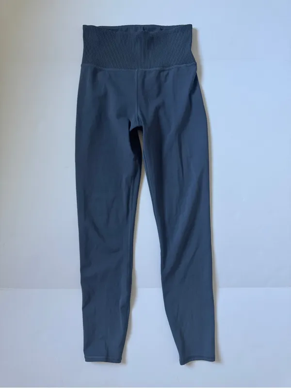 Vuori Ribbed High Waist Daily Leggings Slate Blue Size Small - Image 2
