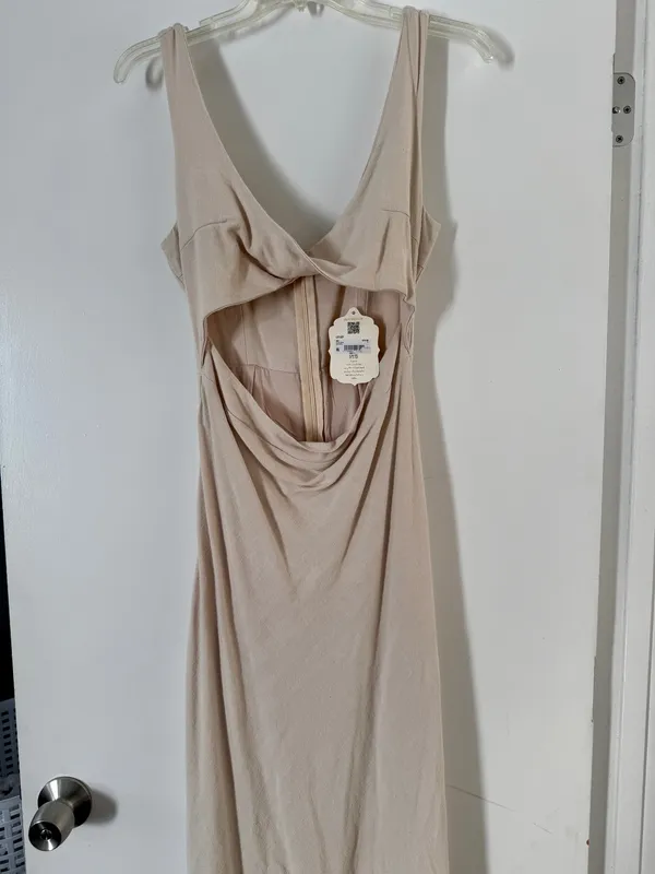 NWT Altar’d State Cream Cutout Twist Front Dress - Image 6