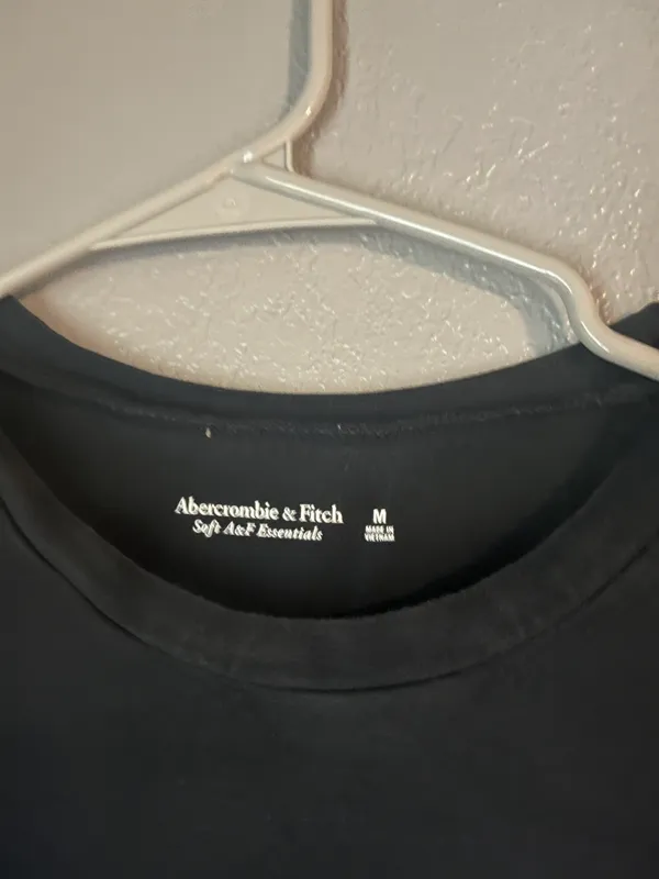 abcrombie baby tee sz M Size M - Image 2