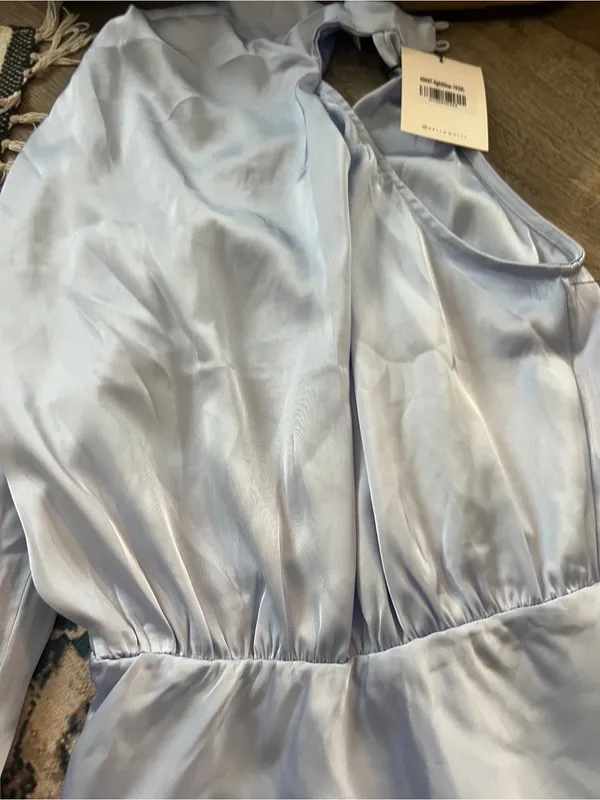 NWT hello molly meet tonight Light Blue Satin One-Shoulder Dress - Image 8