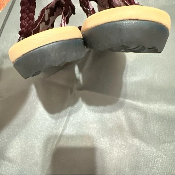 Arch support sandles with rope details in wine, grey and pink, adjustable strap - Image 7