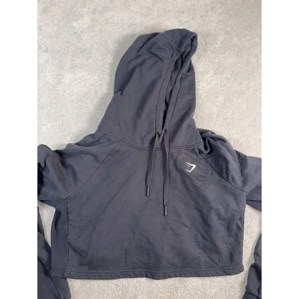 gymshark cropped hoodie Black Medium‎ Women's - Image 2