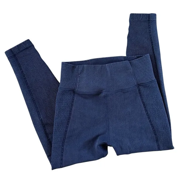 Aerie‎ OFFLINE Leggings Medium M Navy Blue Denim Wash Seamless Ribbed High Rise - Image 3