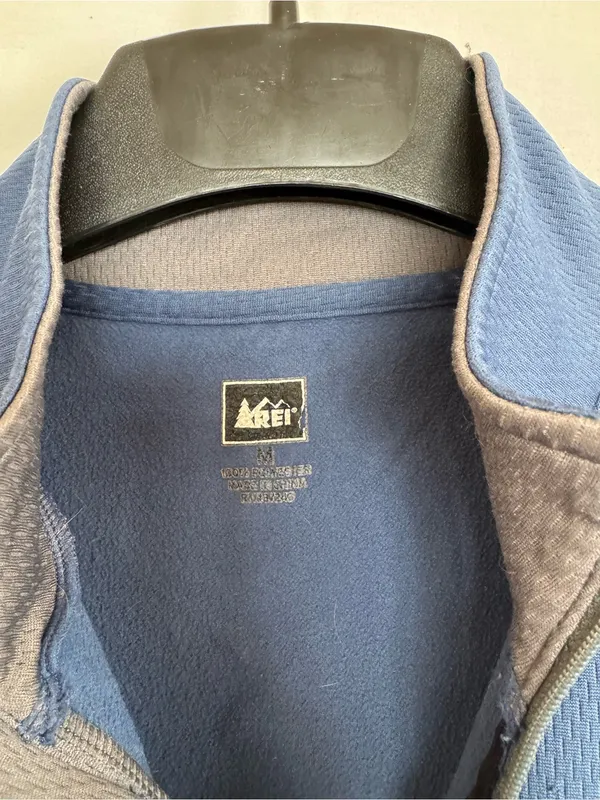 REI women’s Navy Blue Half - Image 3