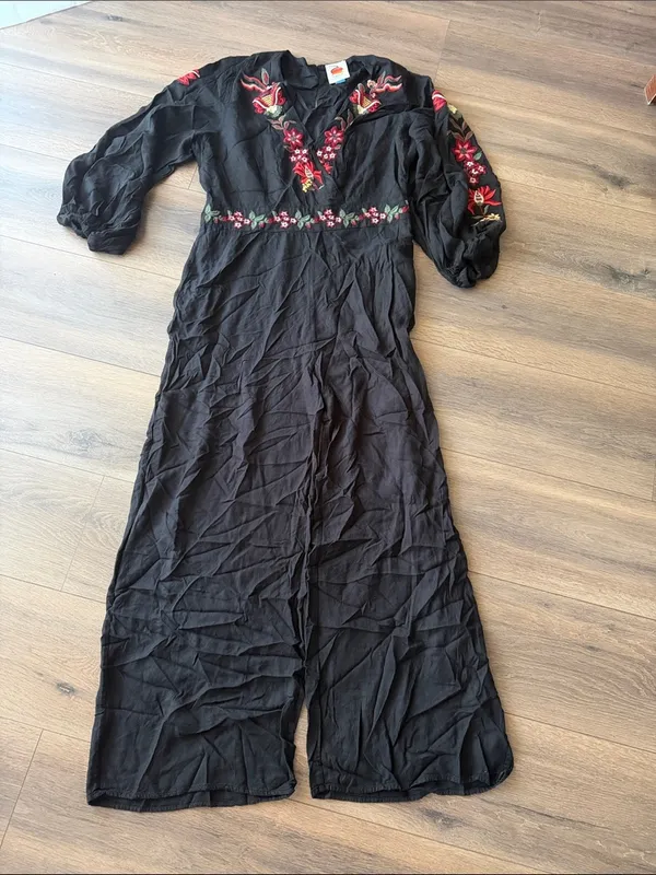 FARM Rio Embroidered Wide Leg Jumpsuit- size Large - Image 3