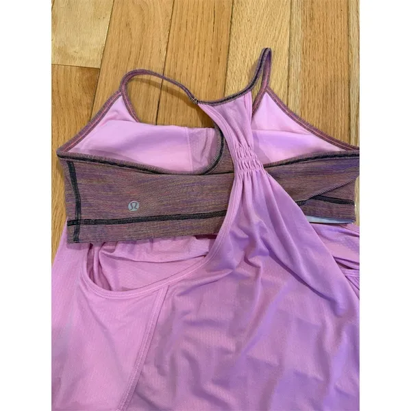 Lululemon Tuck Me In Tank Top Womens Size 8 Pink Built-In Bra Racerback - Image 2