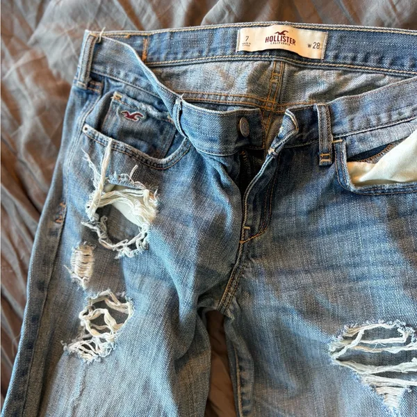 Hollister Medium Blue Ripped Skinny Jeans‎ - Image 6