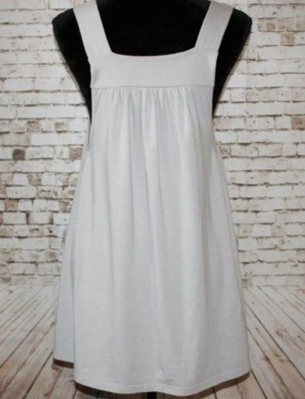 Renovation Top Brazilian made Size Medium - Image 5