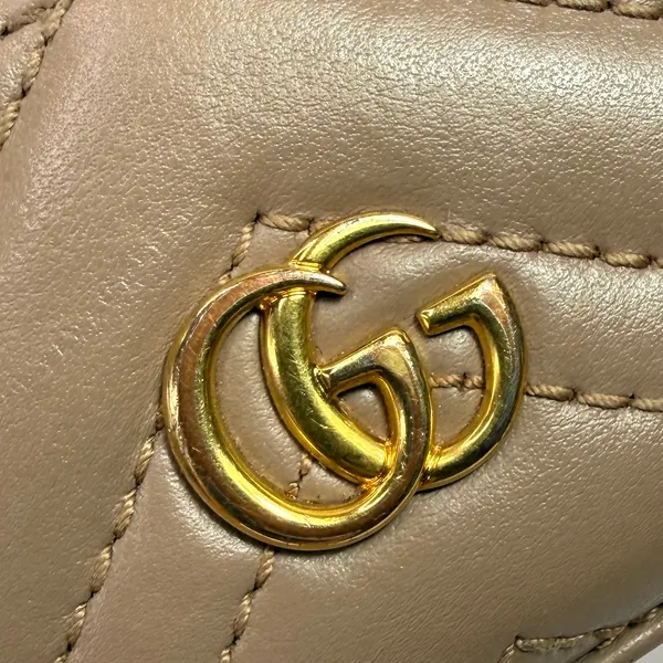 Gucci Marmont GG Chevron Calfskin Leather Card Case - Image 3