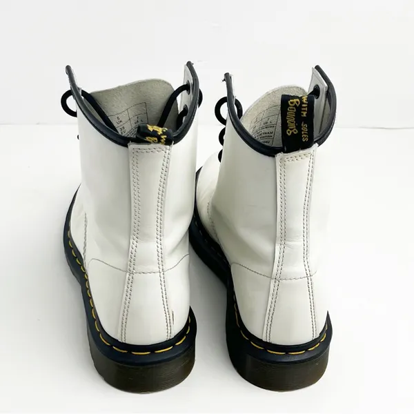 DR. MARTENS White Leather Lace Up Combat Boots 7 Grunge Biker Moto Minimalist - Image 6