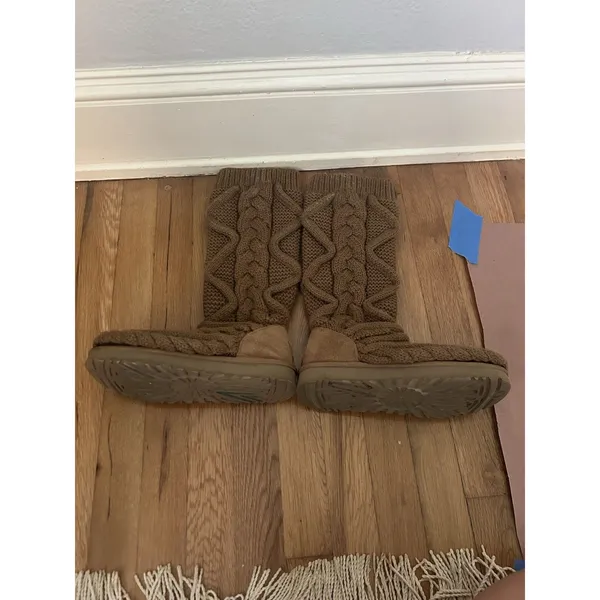 Ugg Classic Women’s Tall Chunky Knit Boot Size 6 Chestnut Brown Fall Winter - Image 9