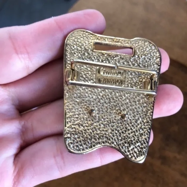 Vintage Signed Gold Tone Canada belt buckle - Image 2