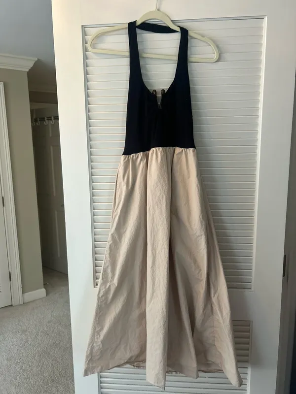 Sincerely Jules Two Toned Halter Maxi Dress - Image 2