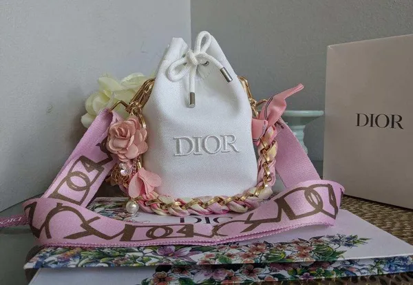 Dior Beauty Pouch - Image 7