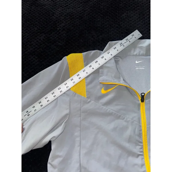 Nike‎ Michigan Wolverines Men's Silver Full-Zip On Field Jacket Size Small - Image 10