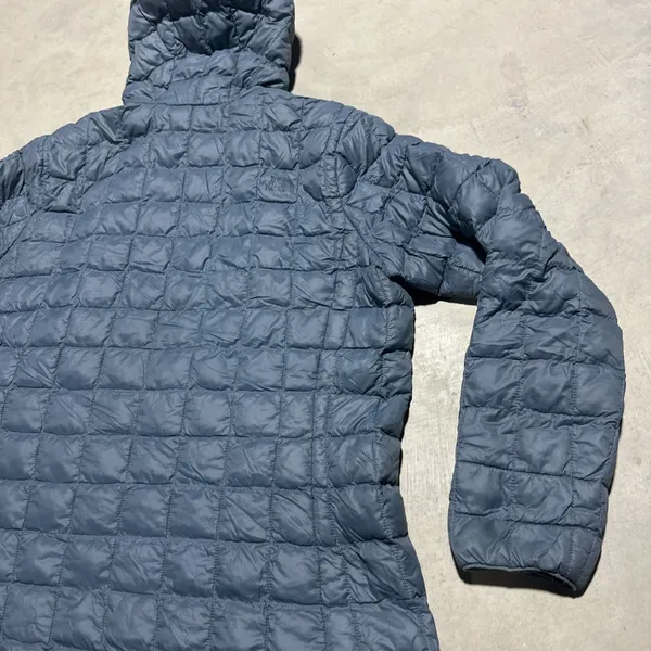 The North Face ThermoBall Hooded Puffer Jacket Women's XL Blue Insulated Coat - Image 10