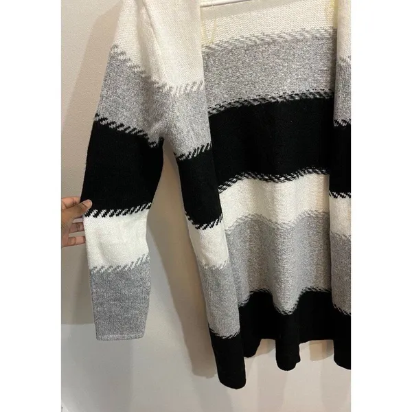 Fortune Ivy NEW Women Small Black White Color Block Long Sleeve Duster Cardigan - Image 3