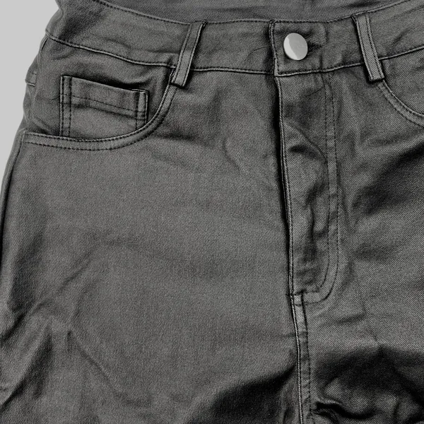 Women's Black Mid Rise Straight Flat Front Casual Coated Mini Shorts Size XS - Image 3