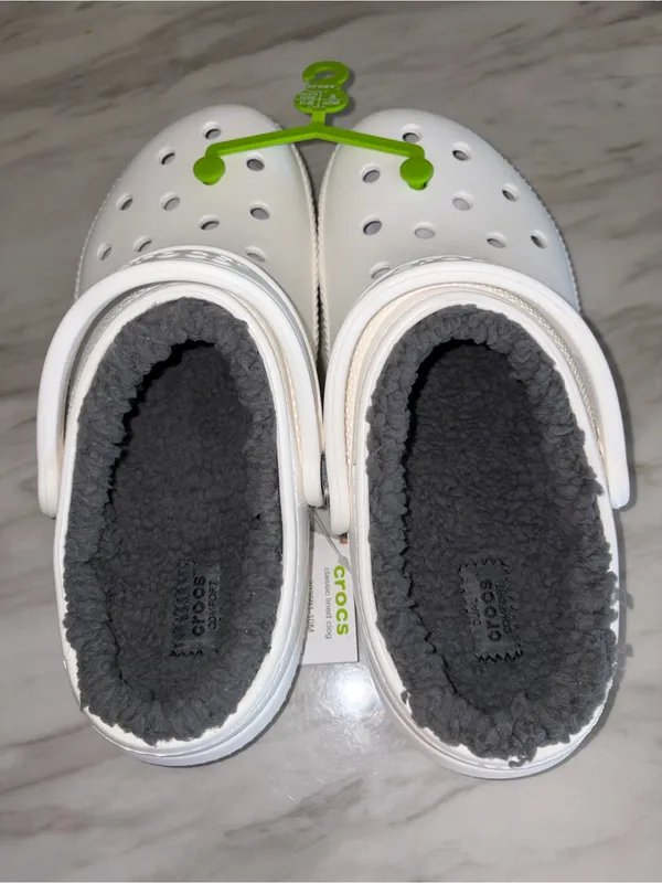 NWT Crocs Classic Lined Clog White Grey Fleece Unisex M8/W10 - Image 3